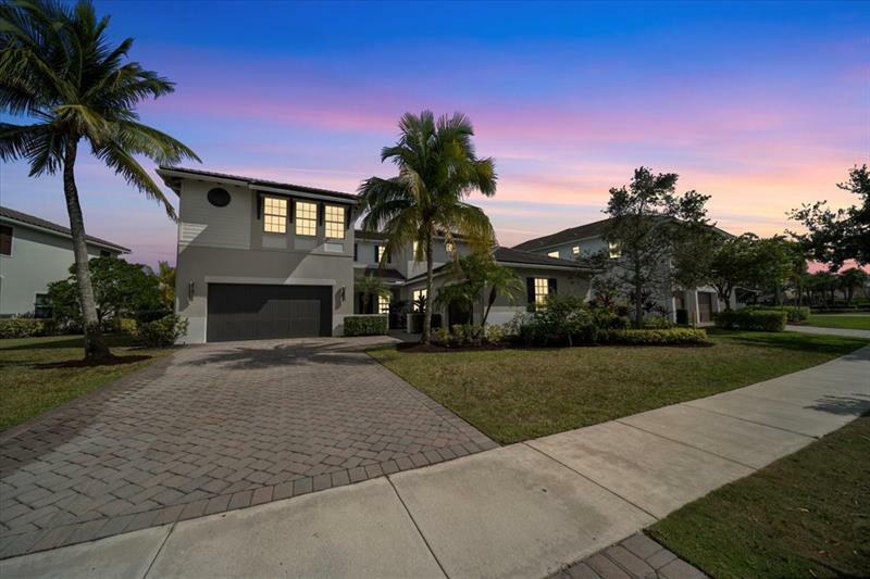 Property Photo: 11820 NW 81st Ct FL 33076