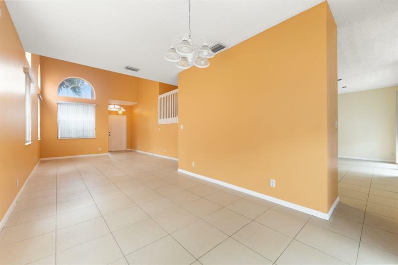 Property Photo: 4708 NW 115th Ter FL 33076
