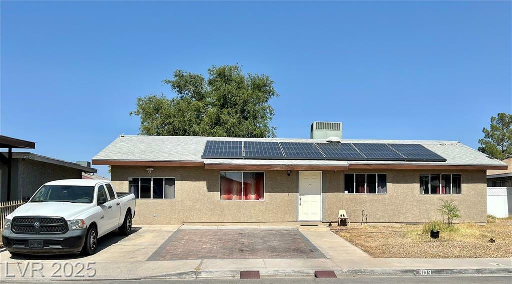 Property Photo: 4109 Studio Street NV 89115