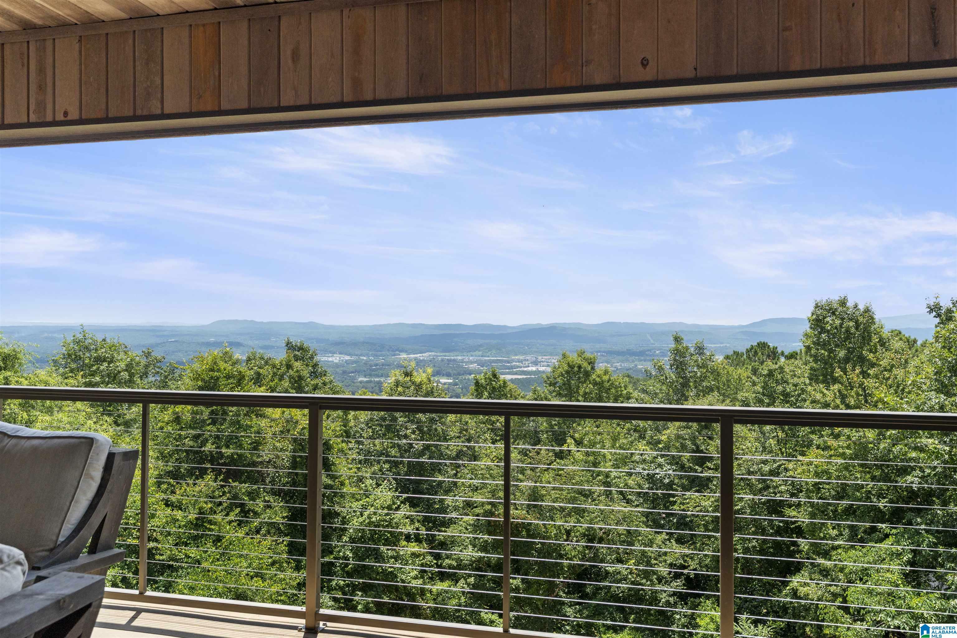 Property Photo: 539 Hillyer High Road AL 36207
