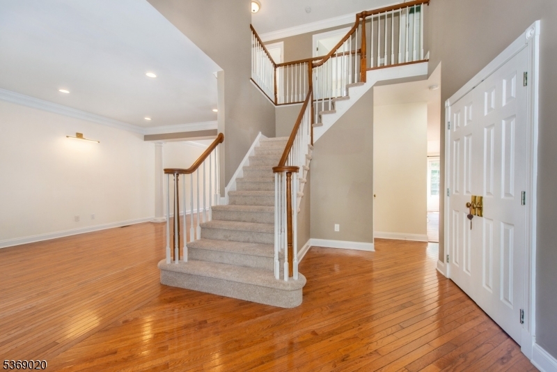 Property Photo: 5 Savannah Court NJ 07920