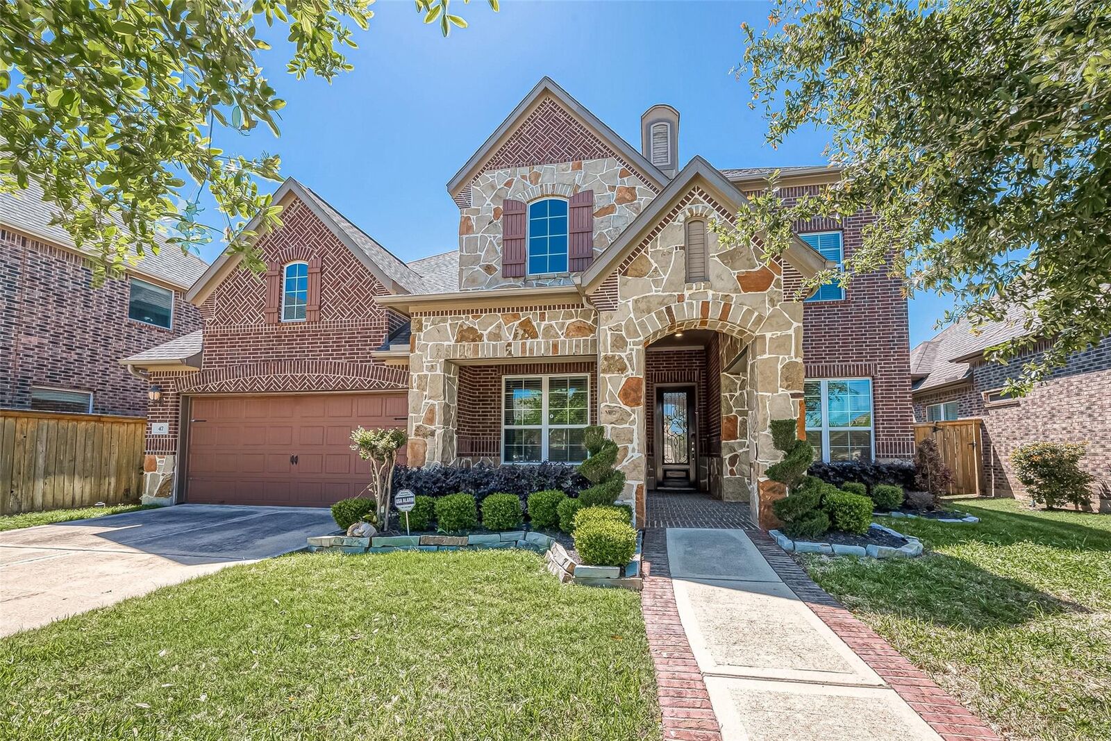 Property Photo:  47 Monarch Trail  TX 77498 