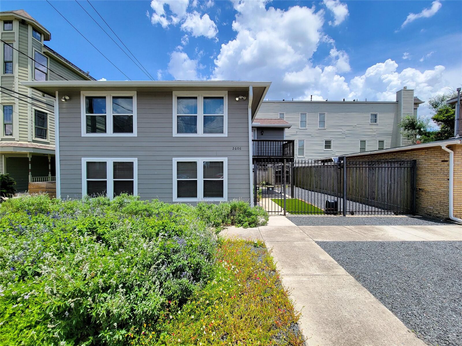 Property Photo:  2608 Arlington Street  TX 77008 