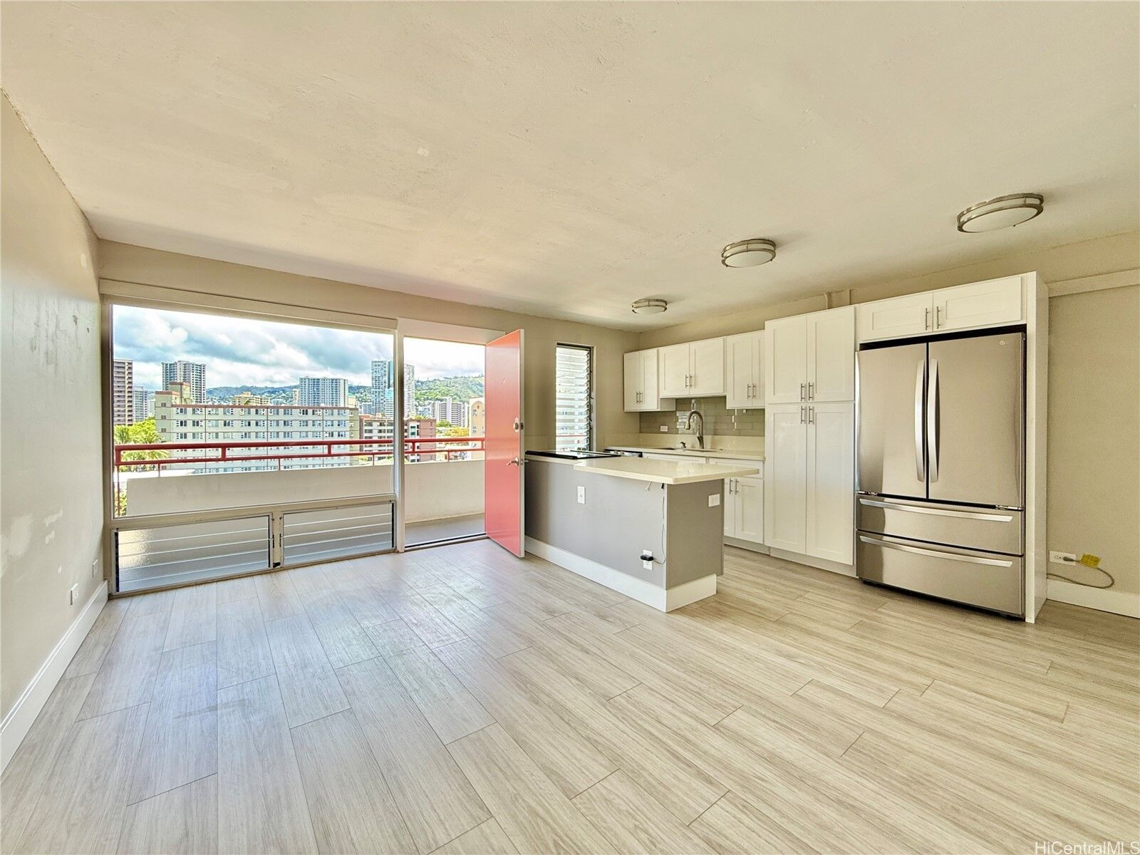 Property Photo:  1670 Kalakaua Avenue 802  HI 96826 