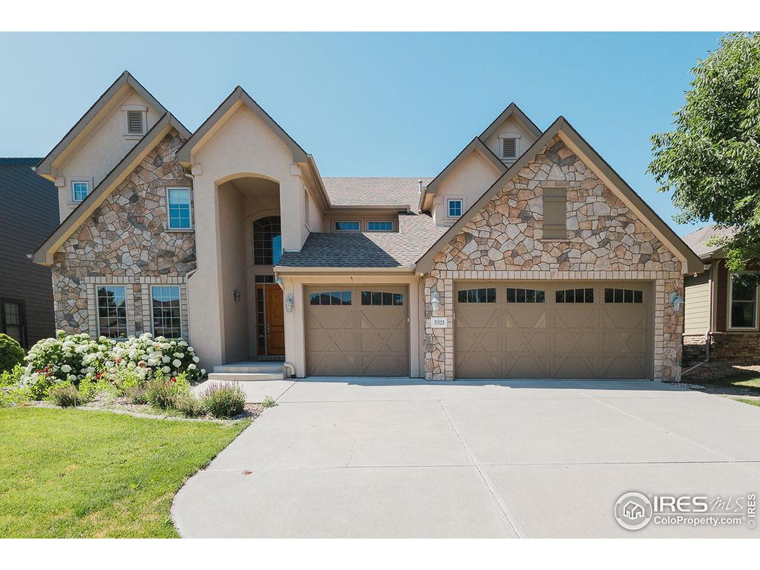 Property Photo: 3321 Muskrat Creek Dr CO 80528