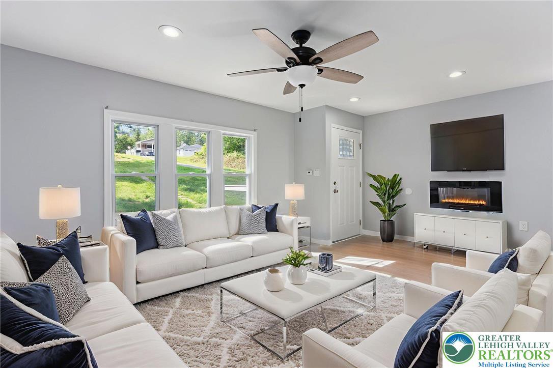 Property Photo: 102 Florida Avenue PA 18505