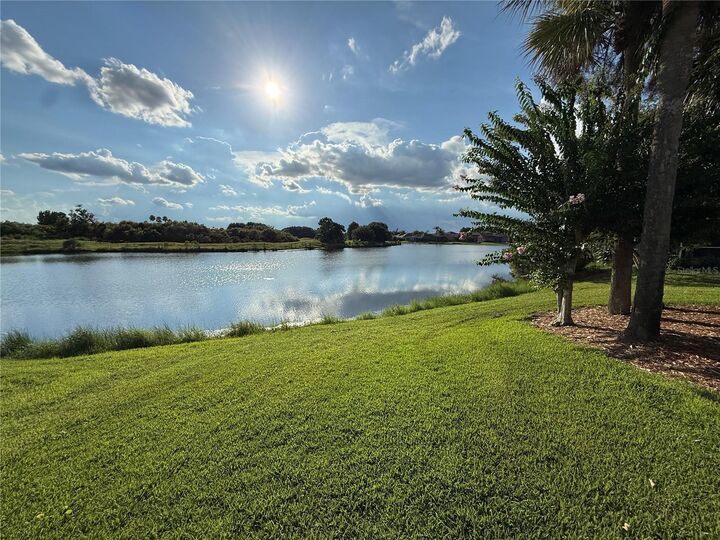 Property Photo: 106 Winghurst Boulevard FL 32828