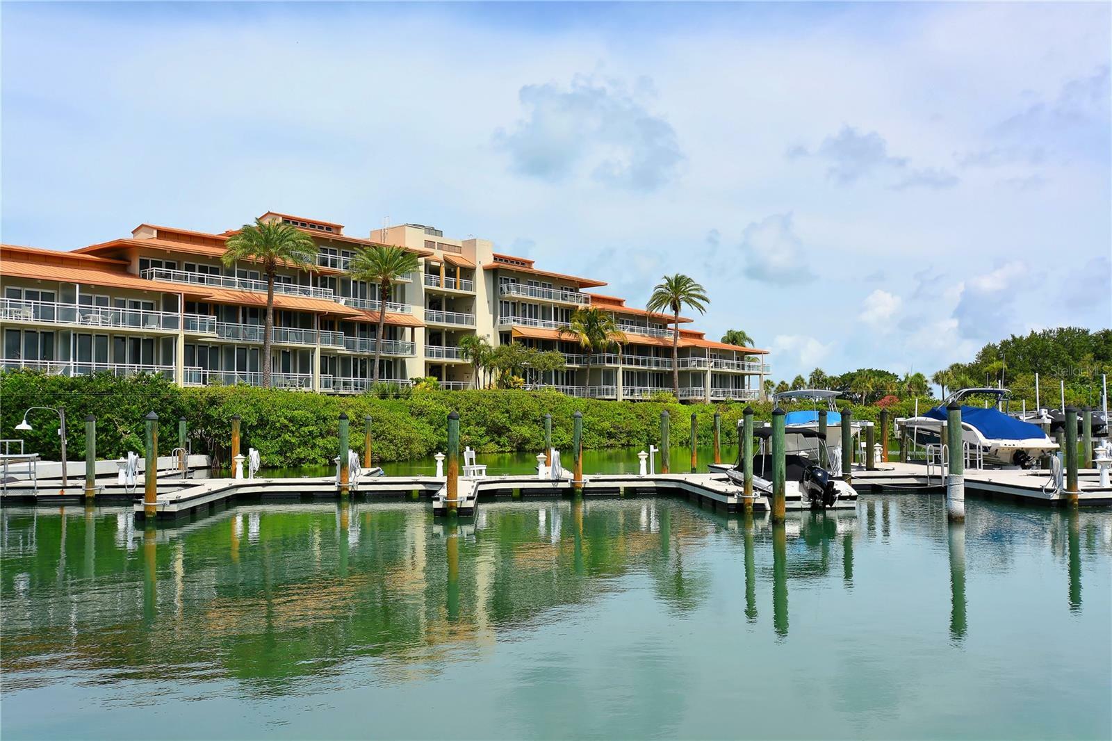 Property Photo: 225 Sands Point Road 7205 FL 34228