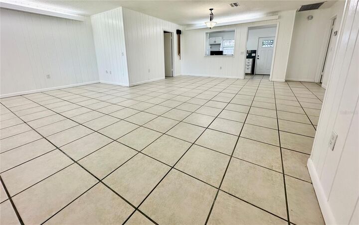 Property Photo:  585 S Buena Vista Drive  FL 33850 