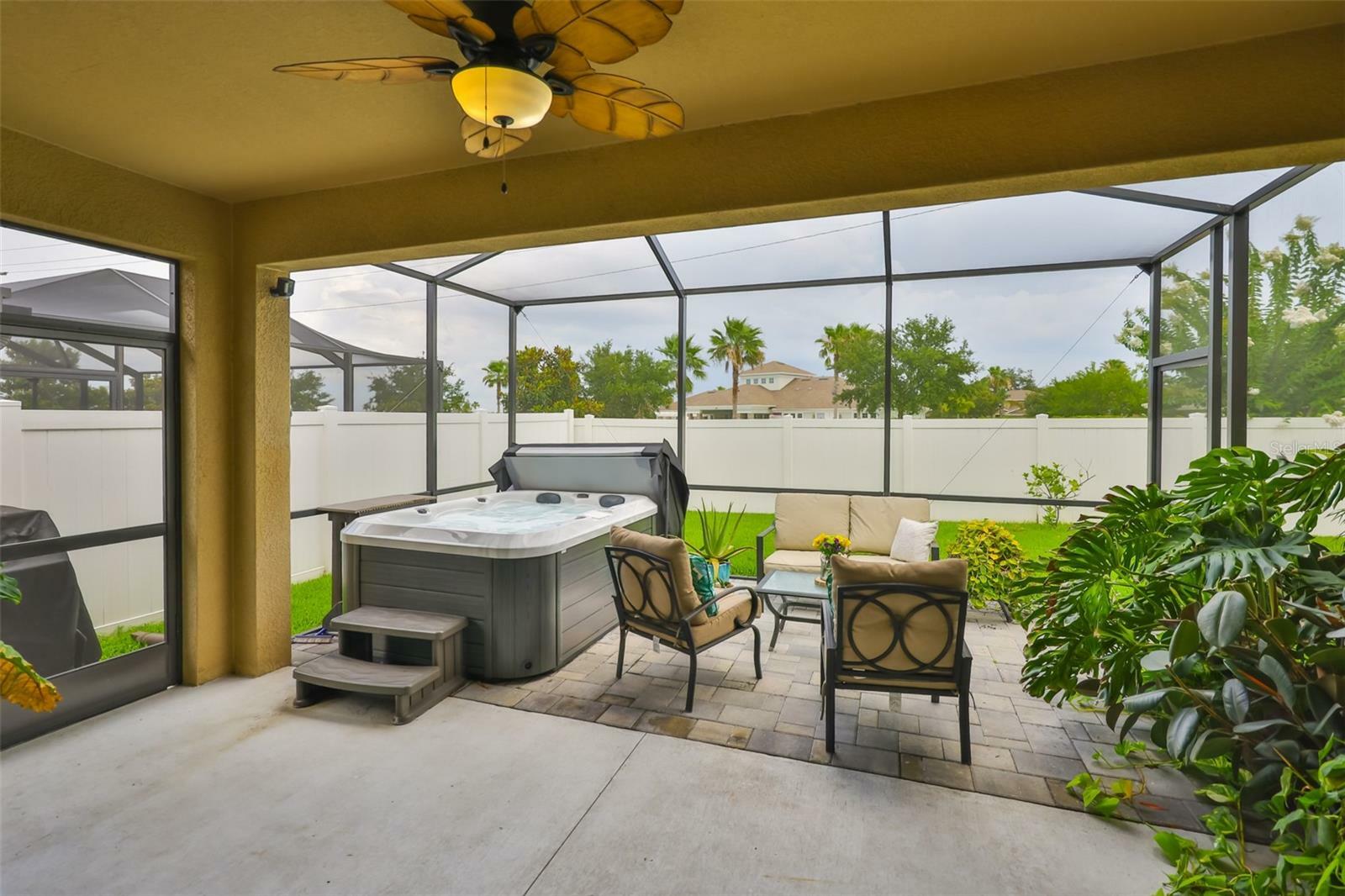 Property Photo: 2450 Dovesong Trace Drive FL 33570
