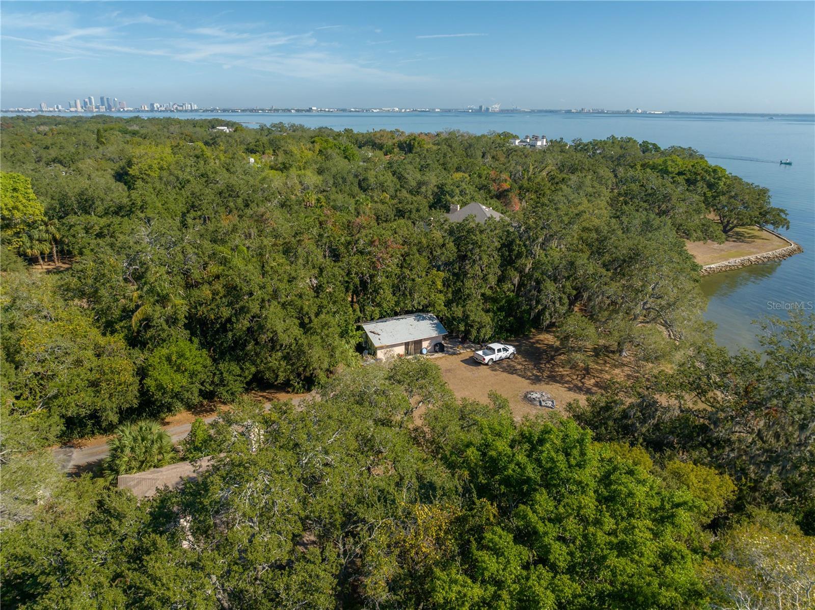 Property Photo: 6210 Bayshore Boulevard FL 33611