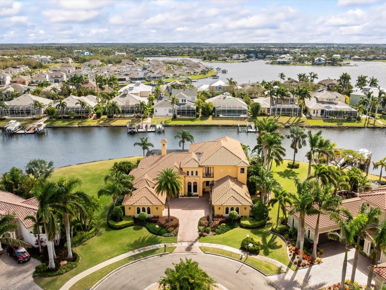 Property Photo: 5403 Tybee Island Drive FL 33572