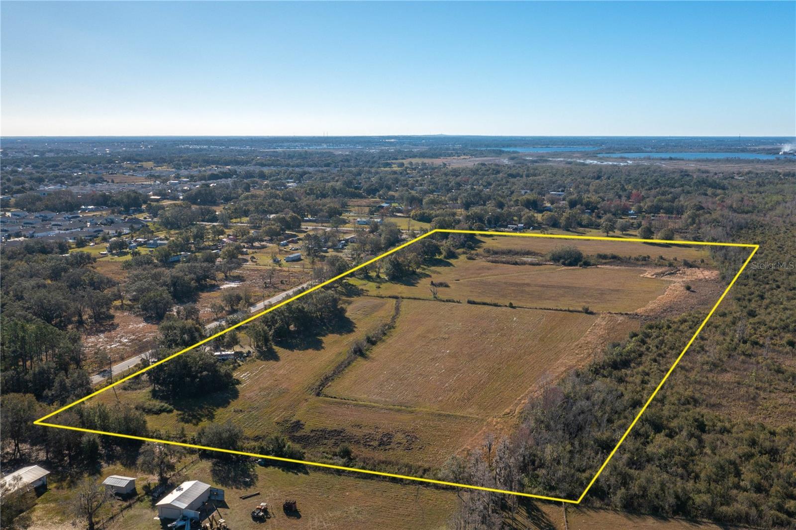 Property Photo:  601 Diamond Acres Road  FL 33837 