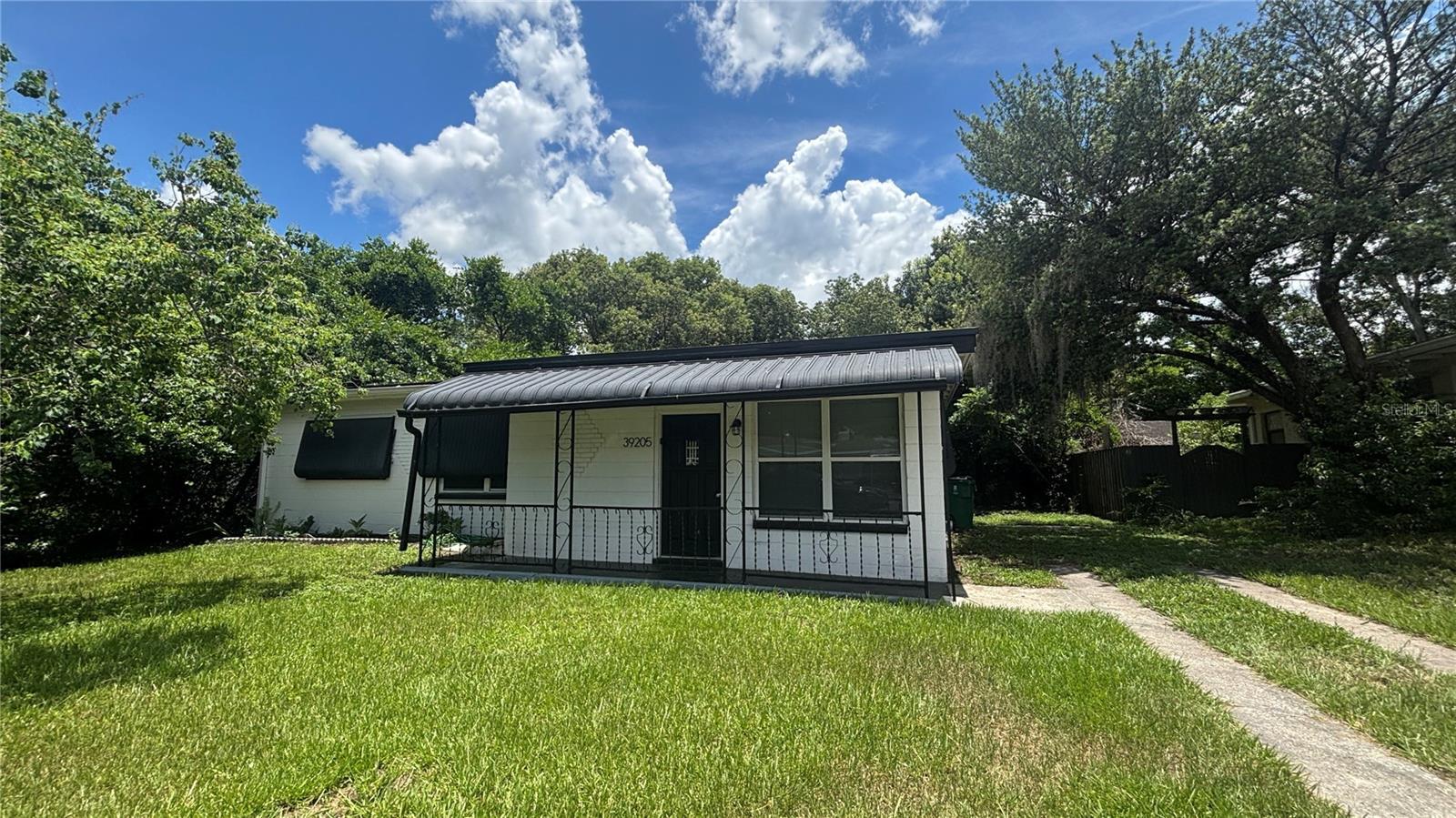 Property Photo: 39205 Park Drive FL 33542