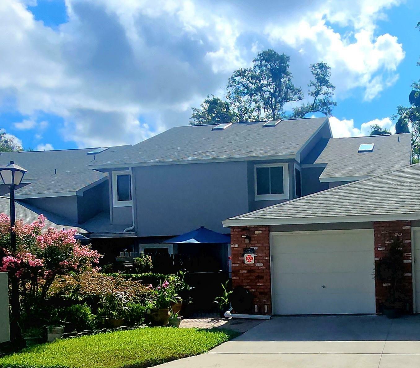 Property Photo: 525 Oak Terrace 117 FL 32701