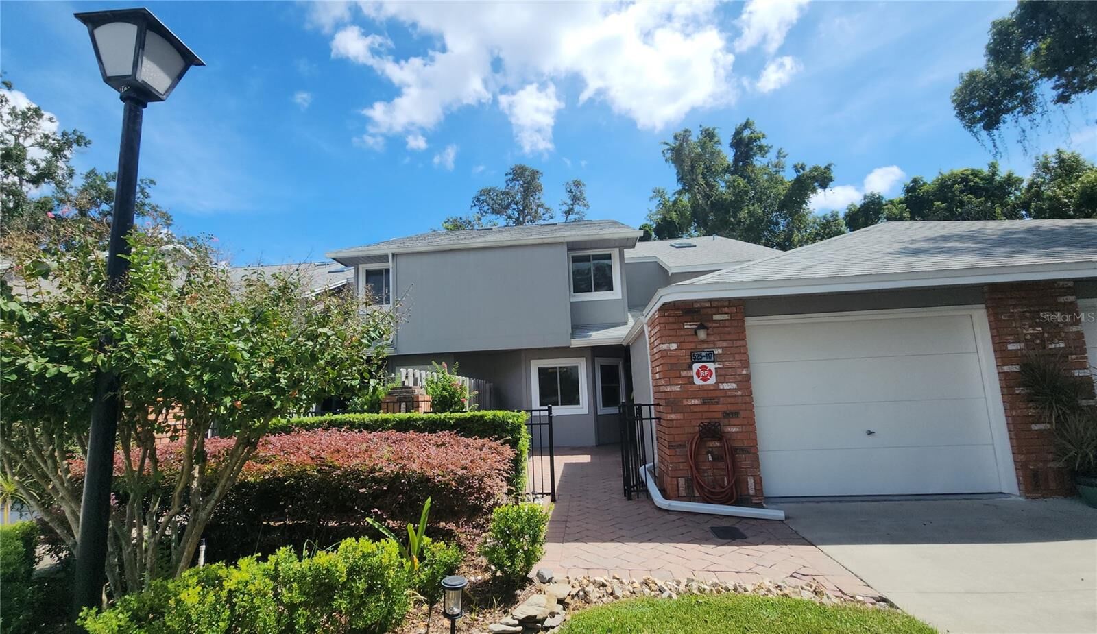 Property Photo:  525 Oak Terrace 117  FL 32701 