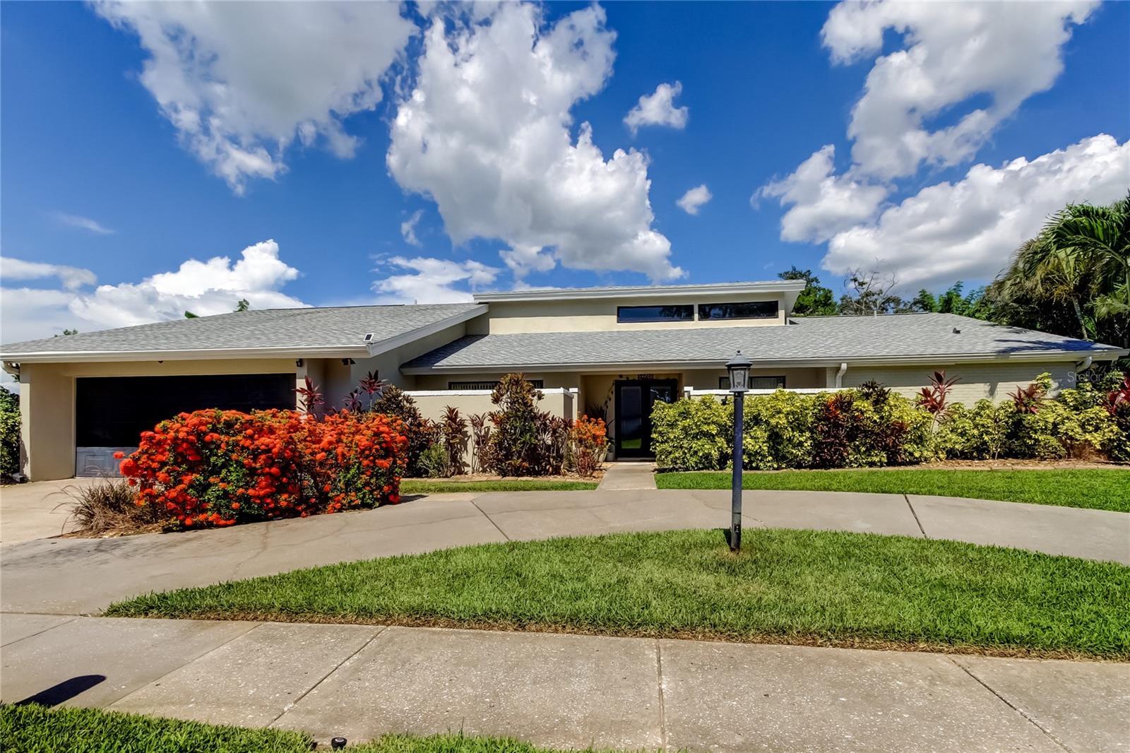 Property Photo: 604 Knollwood Drive FL 33770
