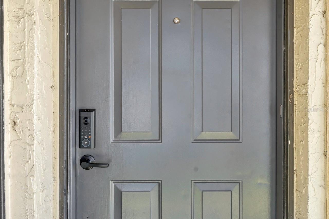 Property Photo: 522 Lake Dexter Boulevard FL 33884