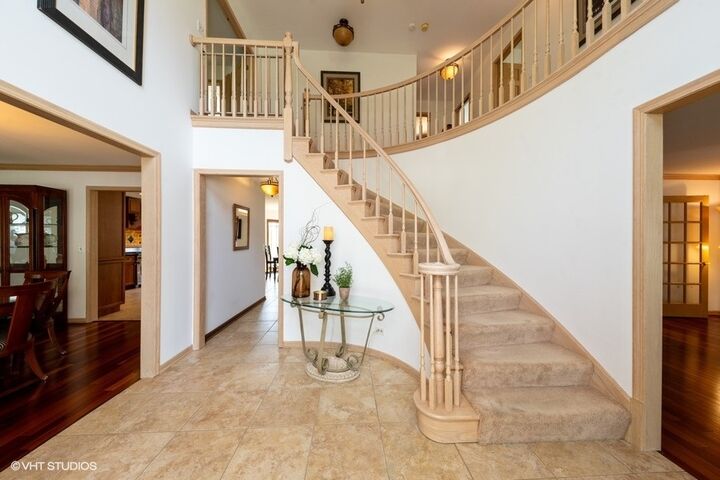 Property Photo: 307 Anne Court IL 60070