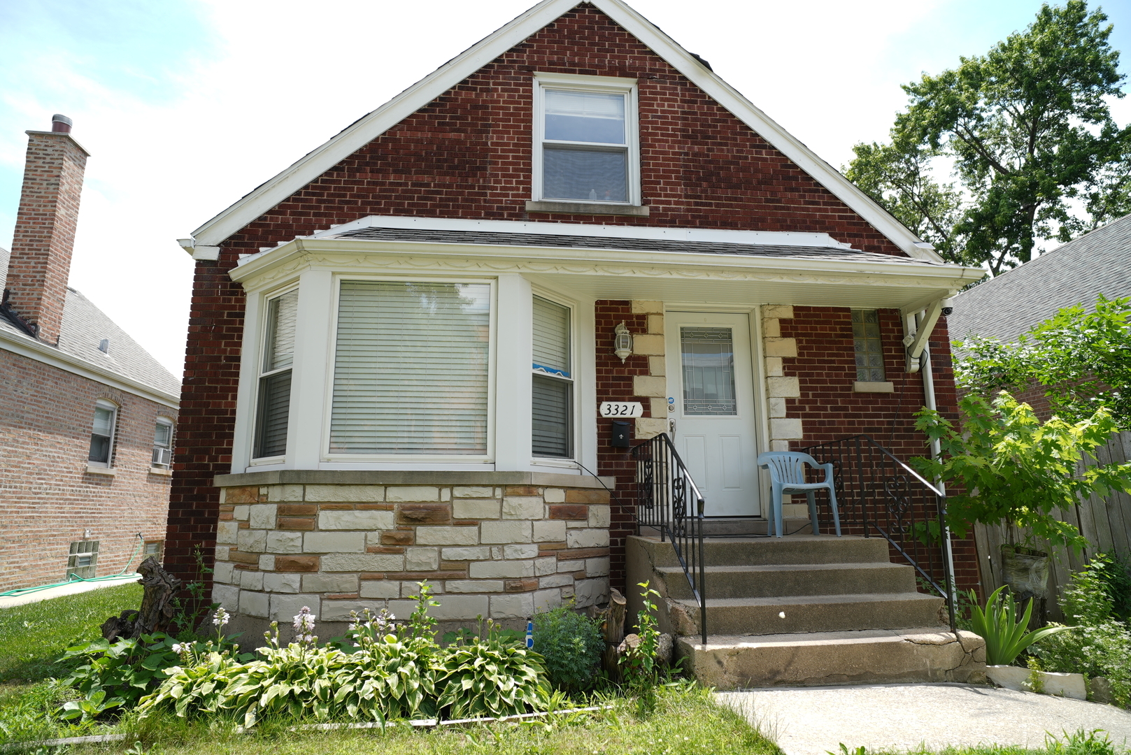 Property Photo: 3321 W 71st Street IL 60629