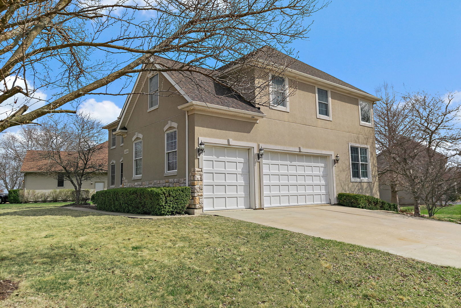 Property Photo:  3400 Owens Lane  IL 60115 