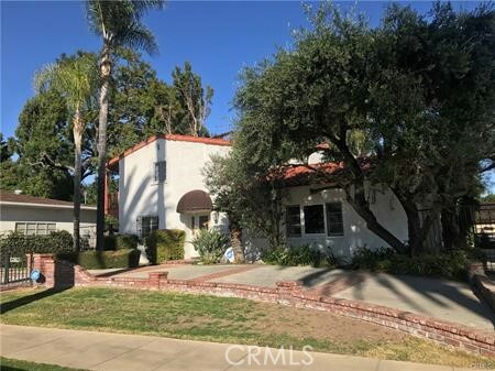 Property Photo: 810 Granada Avenue CA 91108