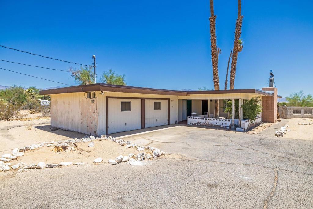 Property Photo: 347 Wheel Hub Place CA 92004