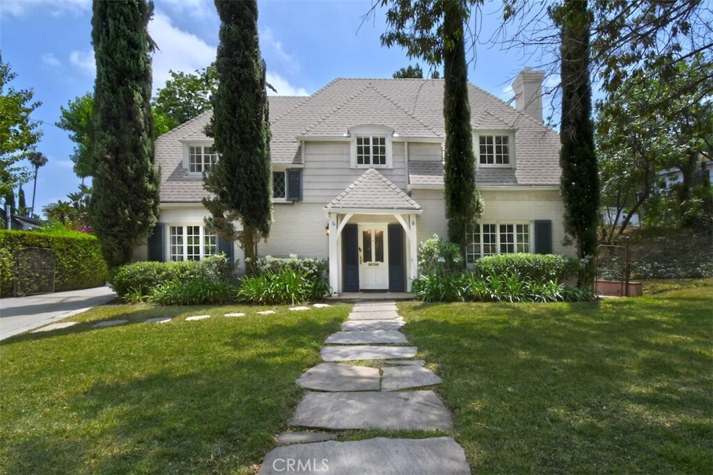 Property Photo: 4312 Noble Avenue CA 91403