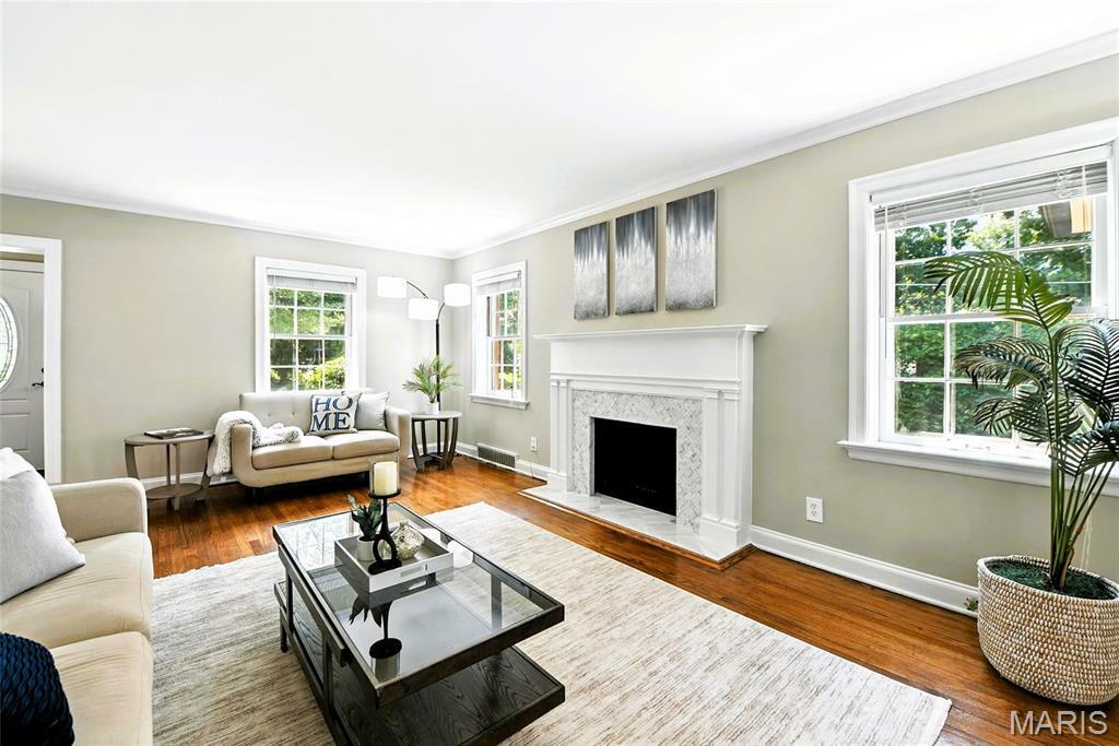 Property Photo: 8049 Gannon Avenue MO 63130