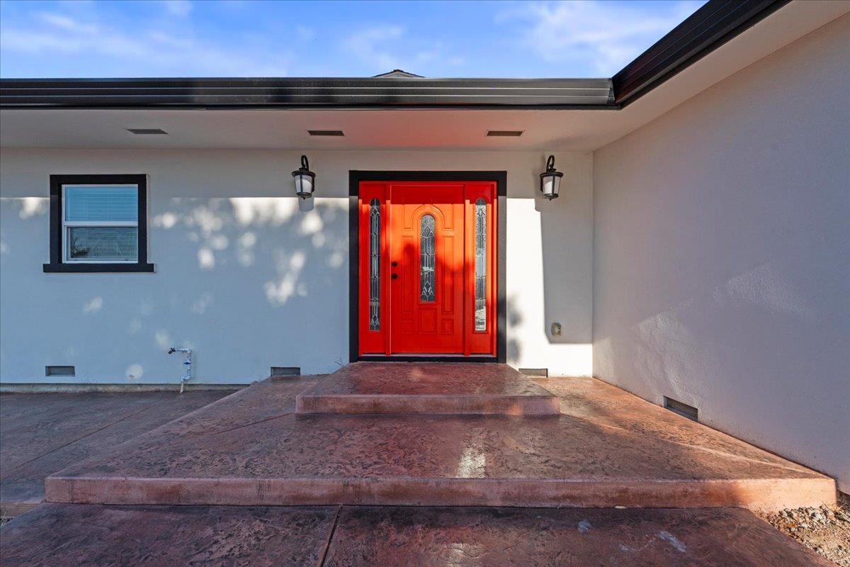 Property Photo: 7360 Gardner Avenue CA 95828