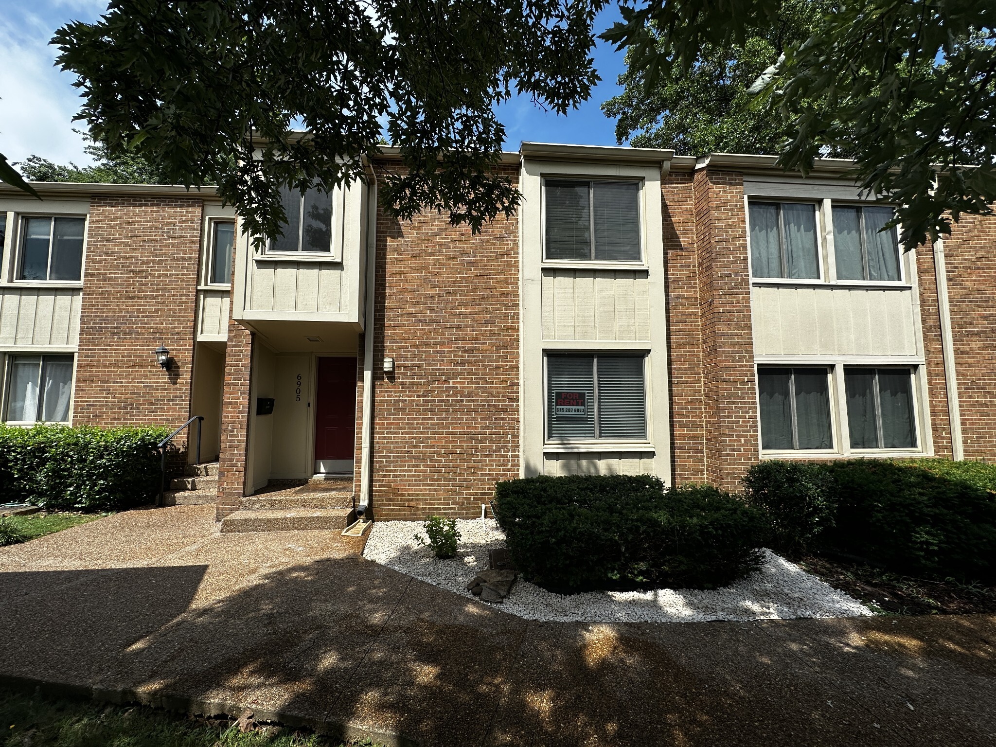 Property Photo: 6905 Highland Park Dr TN 37205