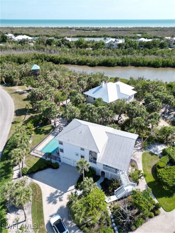 Property Photo:  1986 My Tern Court  FL 33957 