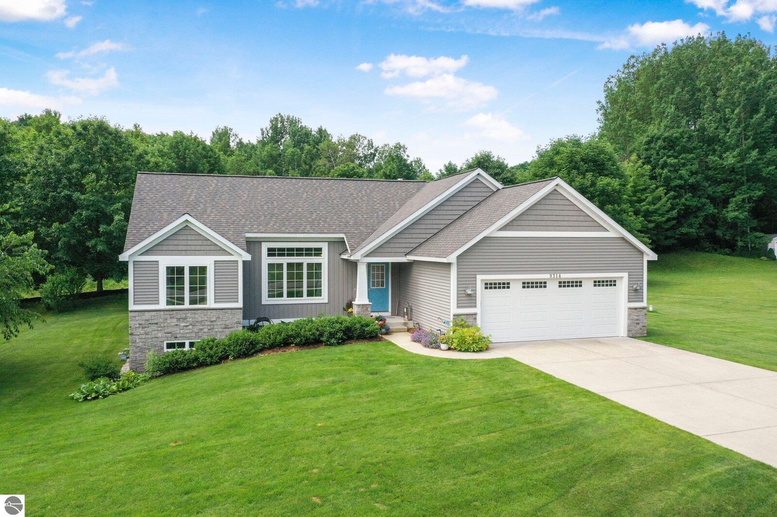 Property Photo:  9314 E Summerfield Drive  MI 49684 