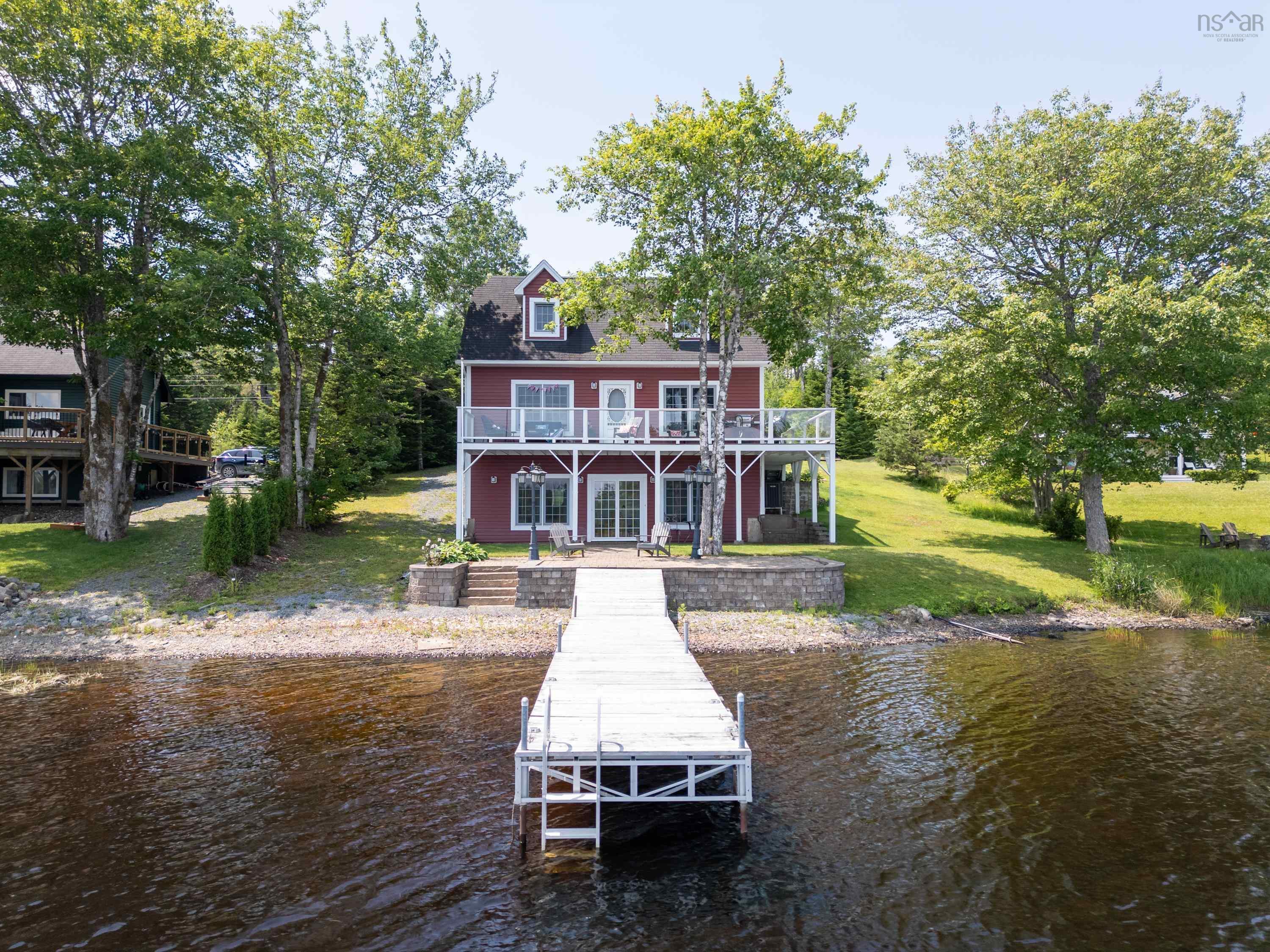 Photo de la propriété:  63 Cockscomb Lake Drive  NS B0N 1Z0 