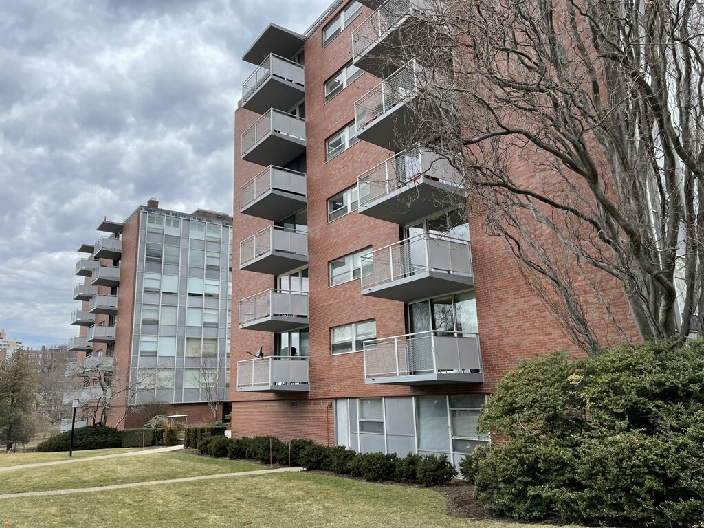 Property Photo: 80 Park Street 74 MA 02446