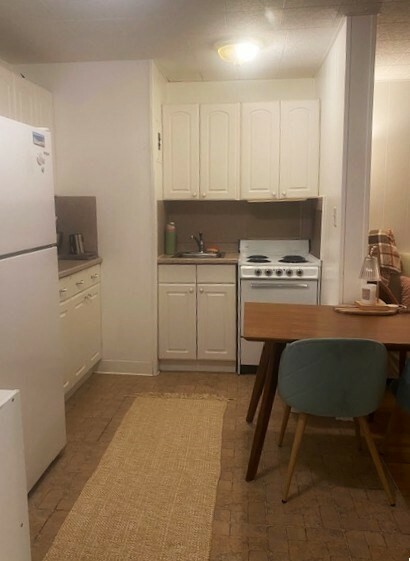 Property Photo: 75 Park Street 2 MA 02446