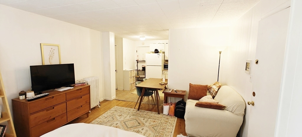 Property Photo: 75 Park Street 2 MA 02446