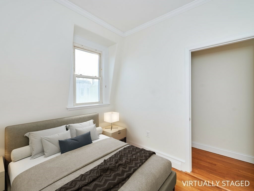Property Photo:  658 East Sixth #3  MA 02127 