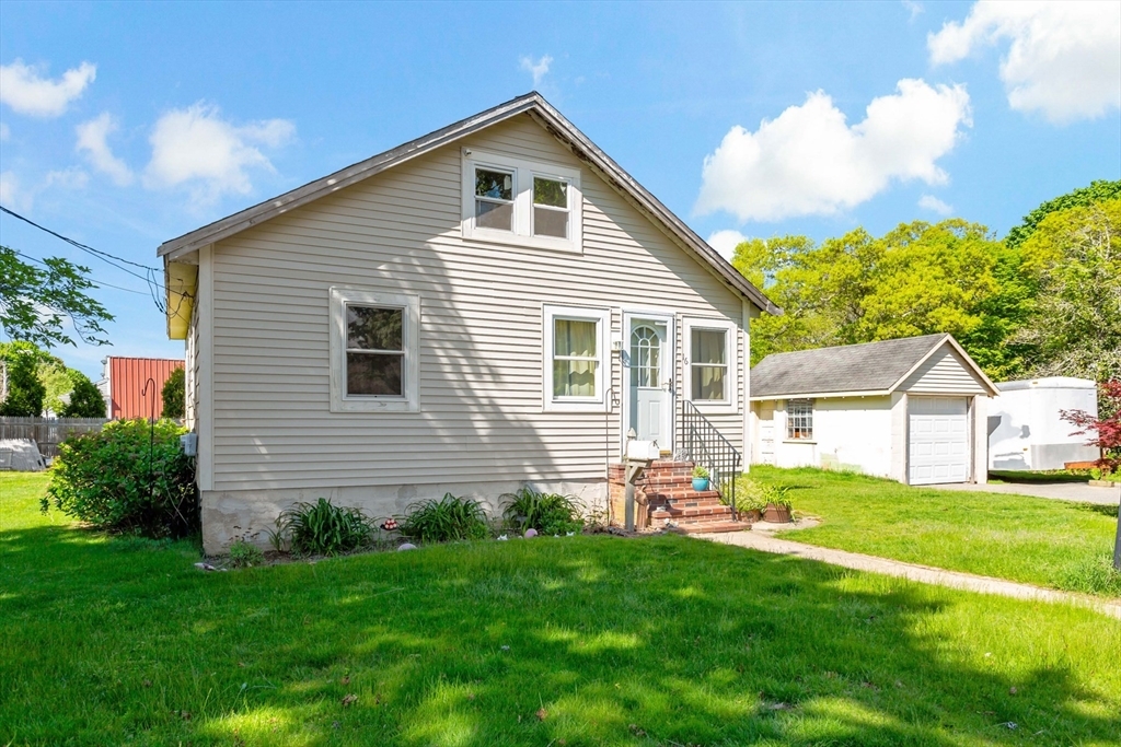 Property Photo:  16 Annette Avenue  MA 02536 