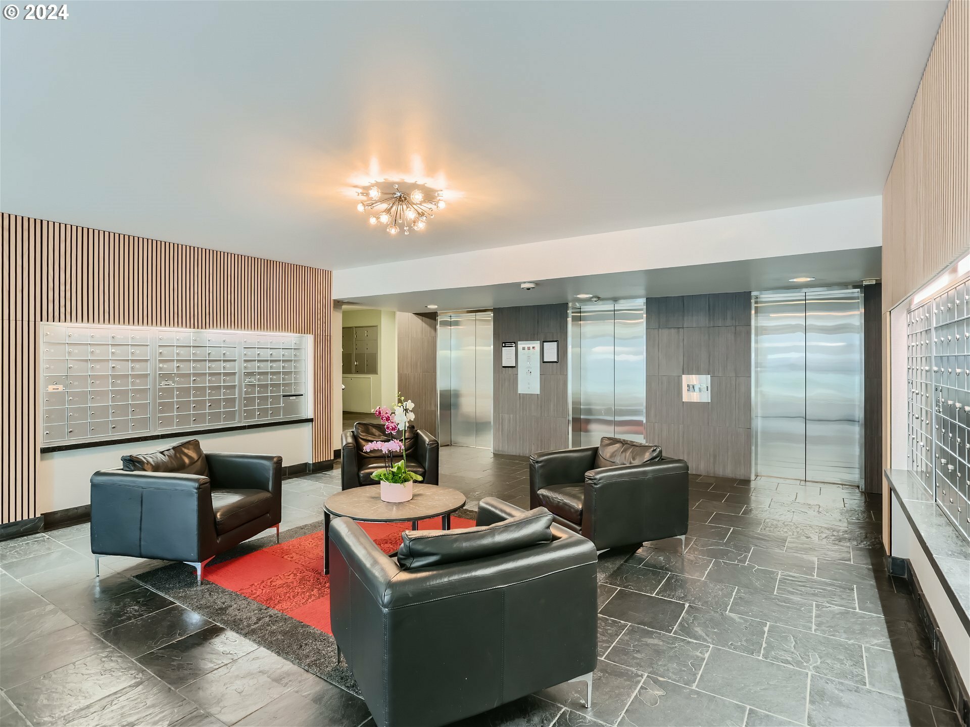 Property Photo: 255 SW Harrison St 21D OR 97201
