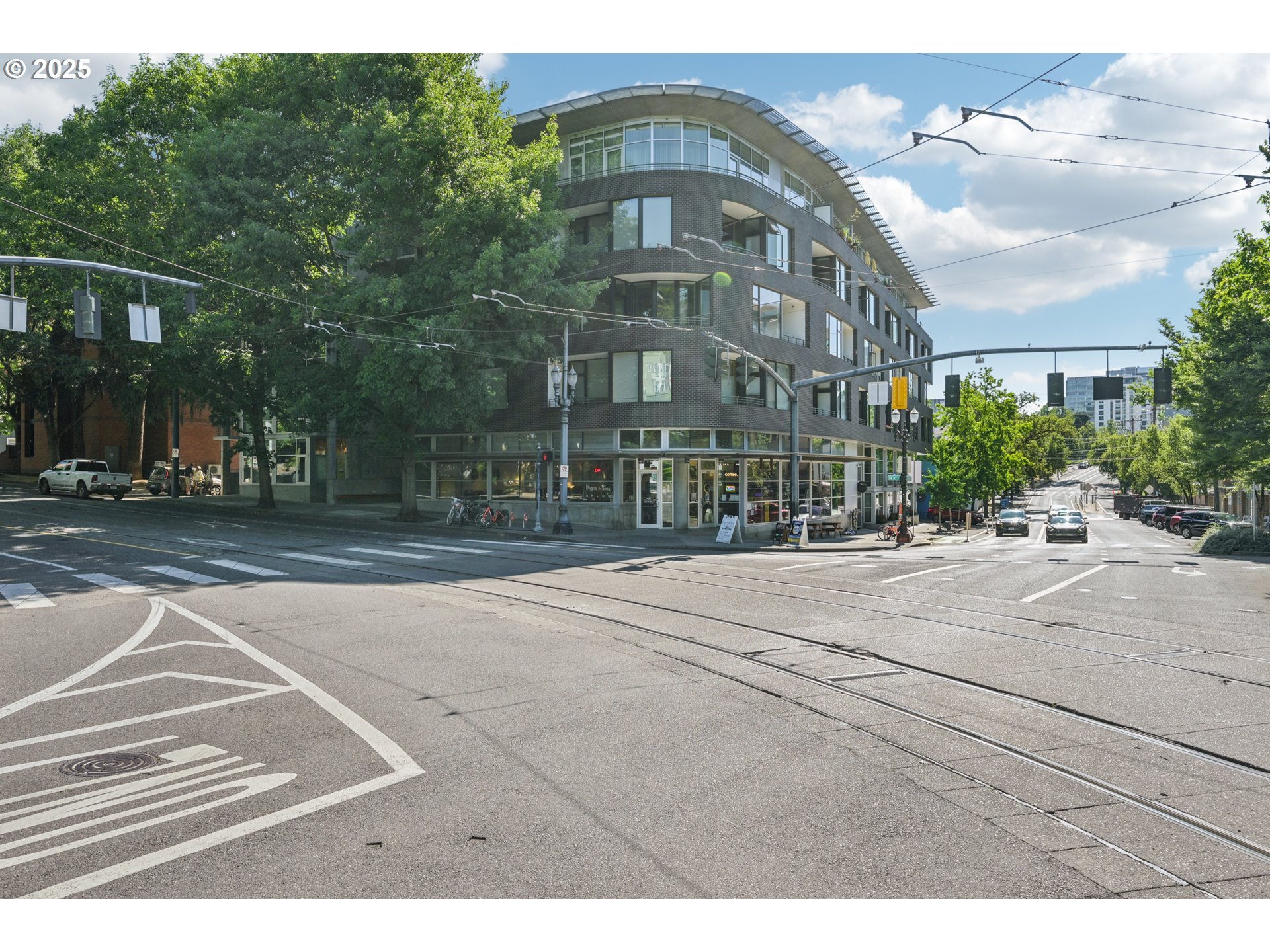 Property Photo: 1234 SW 18th Ave 501 OR 97205