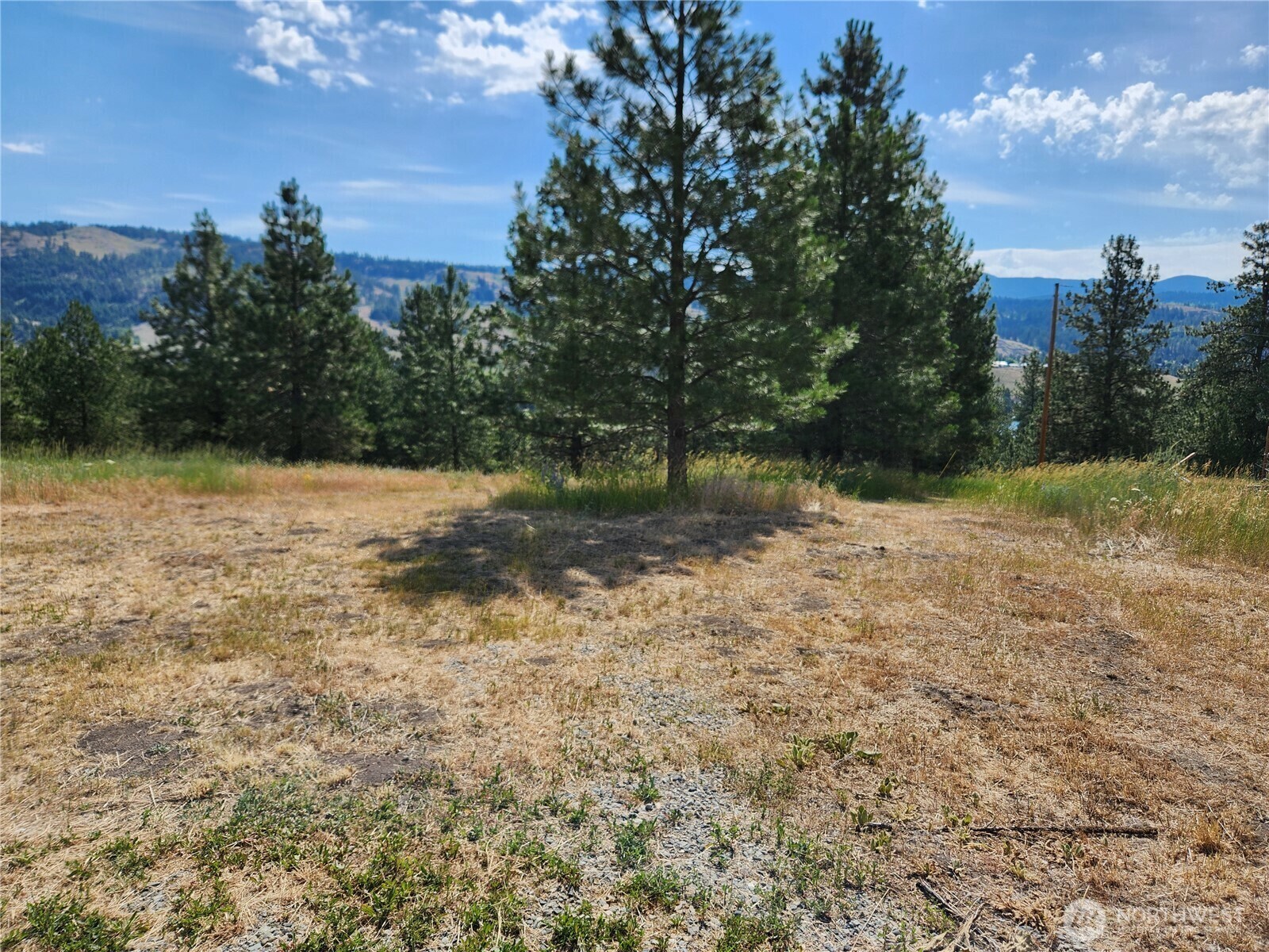 Property Photo: 4 Meadow Lark Lane WA 99166