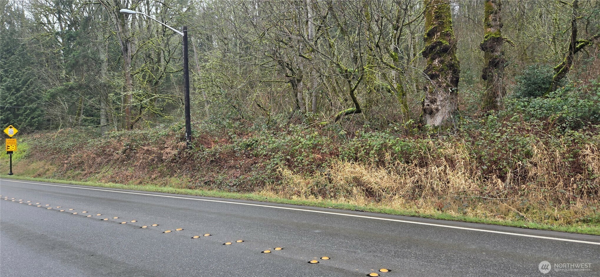 Property Photo: 70 Lakemont Boulevard SE WA 98006