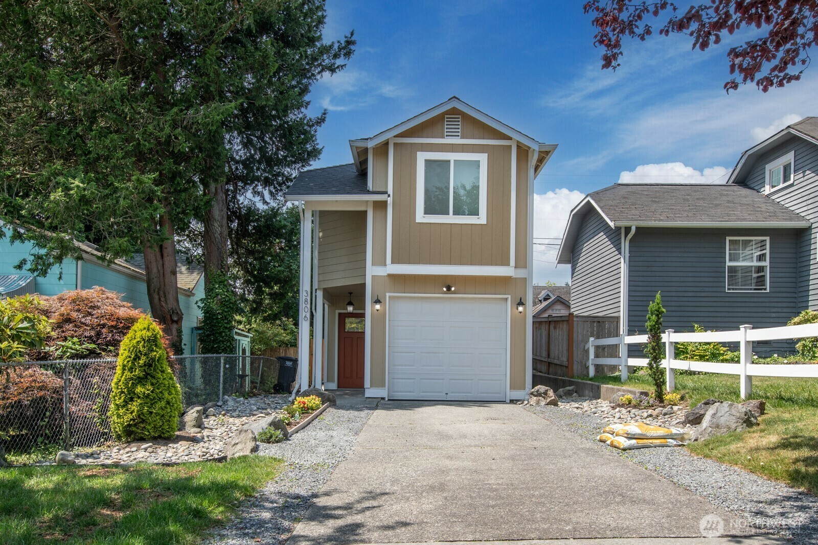 3806  Wetmore Avenue  Everett WA 98201 photo
