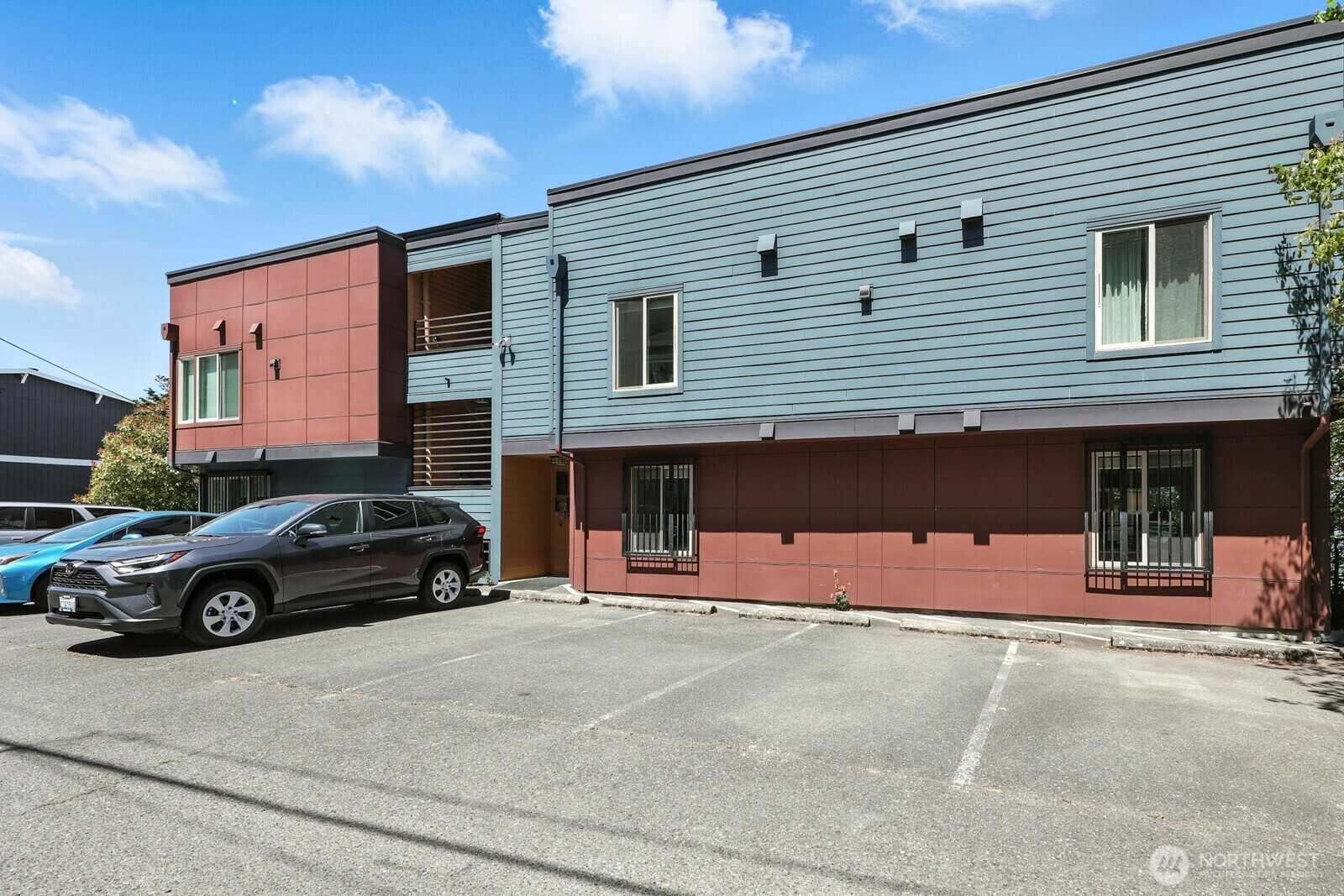 Property Photo: 29 Etruria Street B405 WA 98109