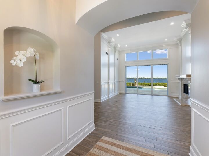 Property Photo: 235 Osprey Court FL 32963
