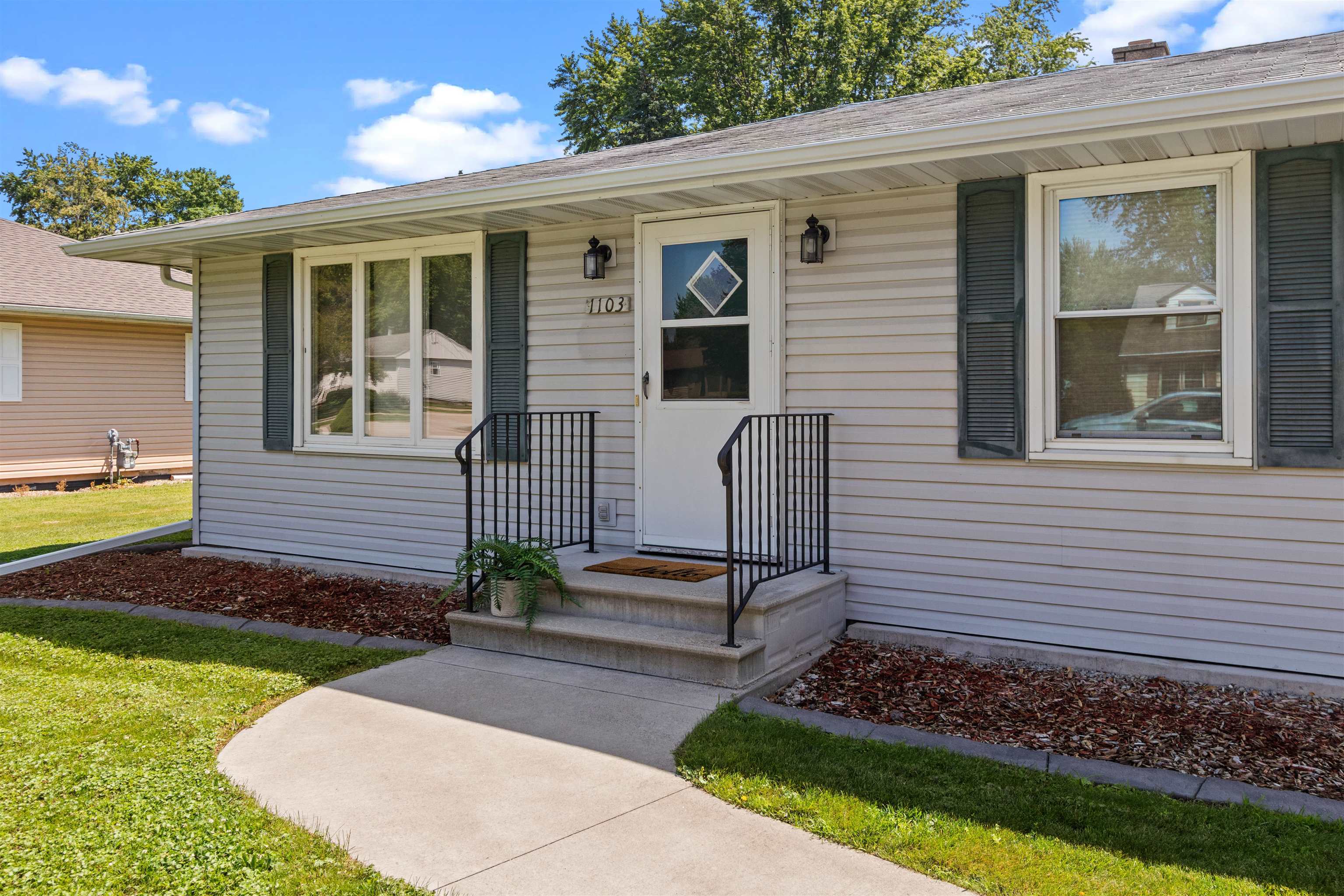 Property Photo: 1103 Stead Drive WI 54952