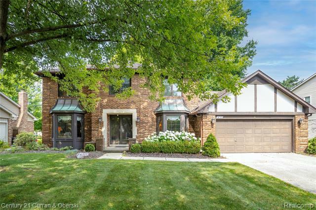 Property Photo: 16123 Nola Drive MI 48154