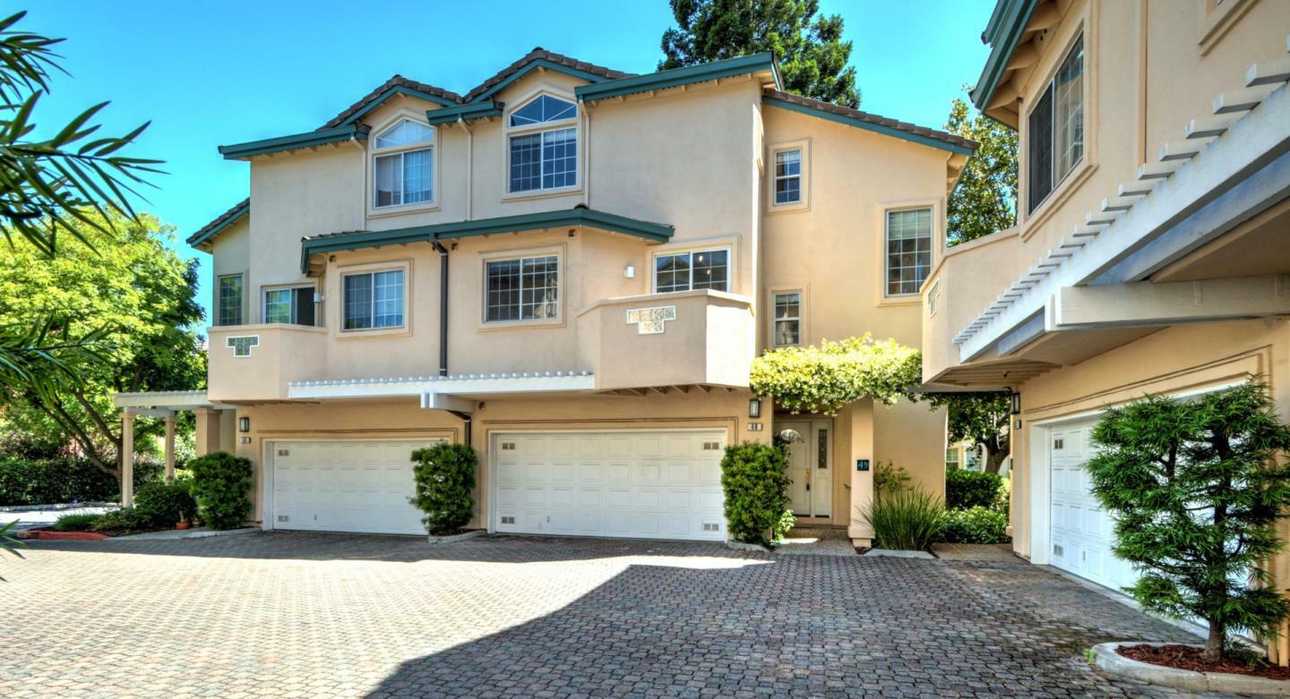 Property Photo: 4173 El Camino Real, #49 CA 94306