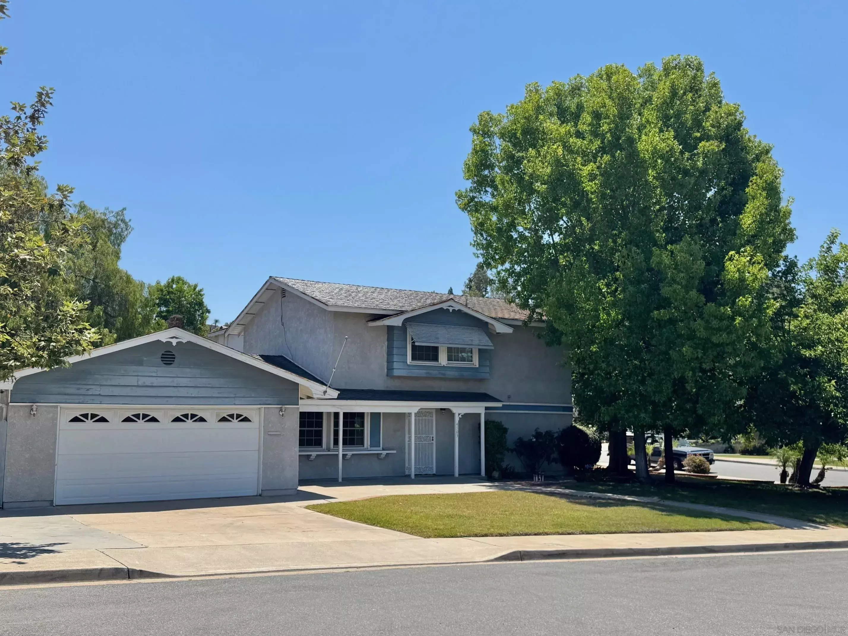 Property Photo: 4703 Helix Glen Dr CA 91941